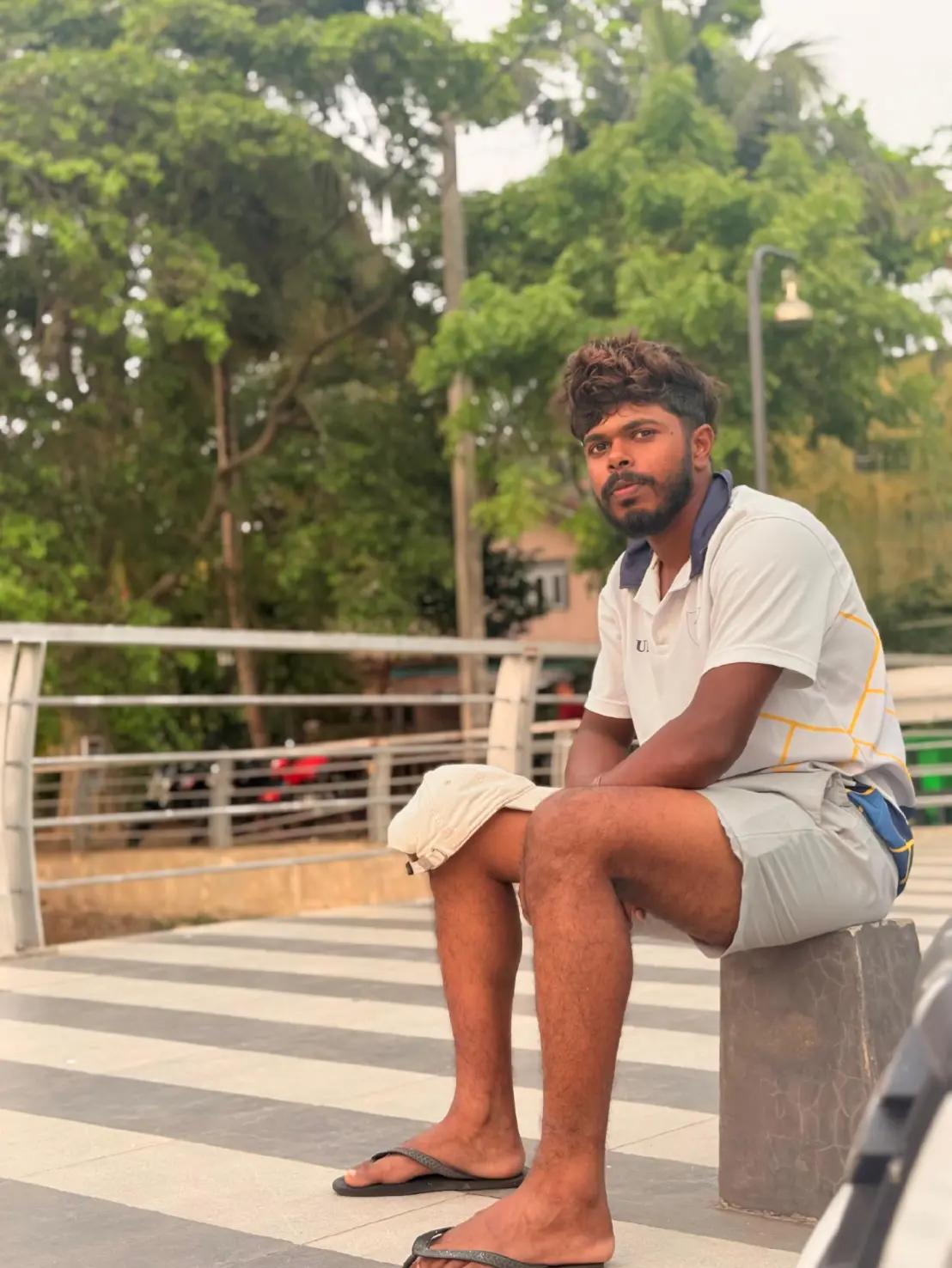 @D𝚊𝚗𝚞වා😫