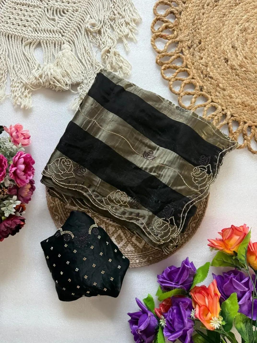 @Shasfashion