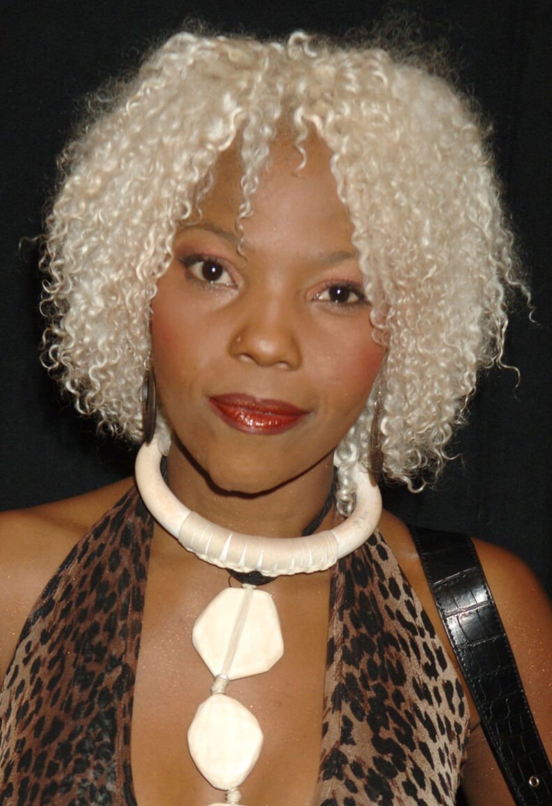 @MZANSIWIKIPEDIA