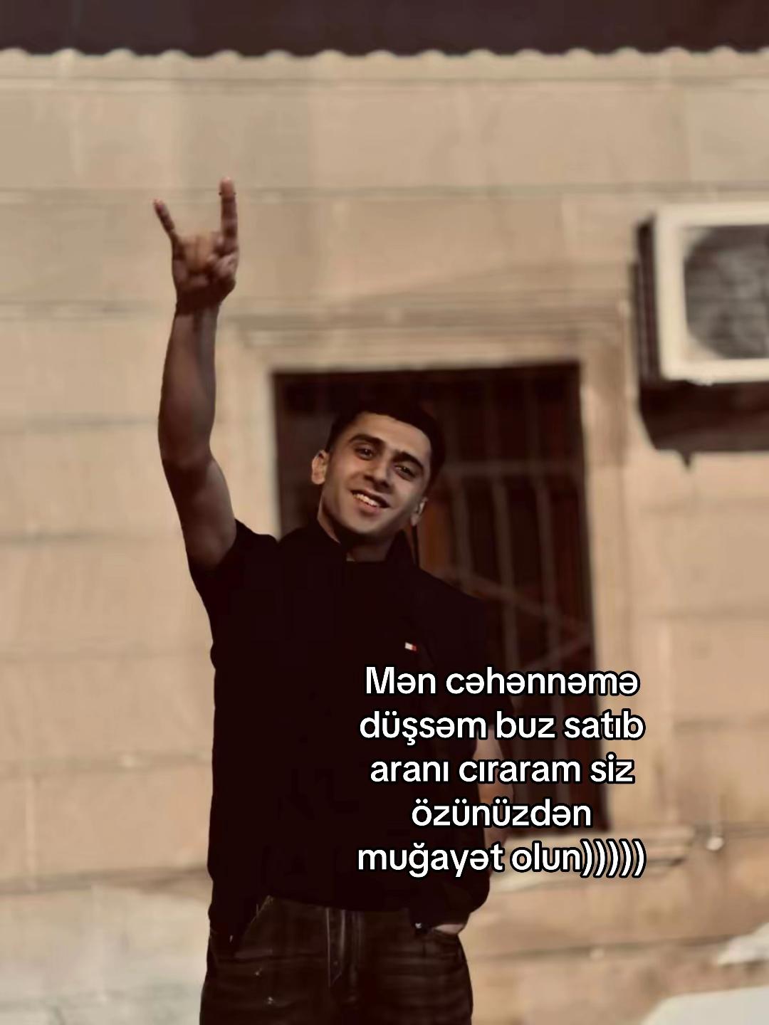 @Əxi