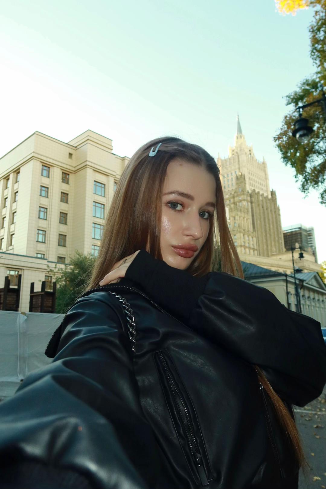 @Алиса 🐈⬛