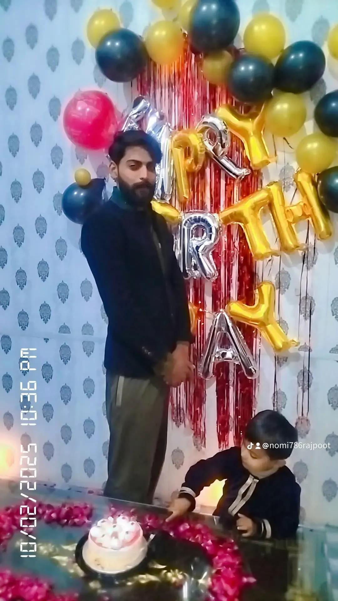 @👈نومی راجپوت 😘