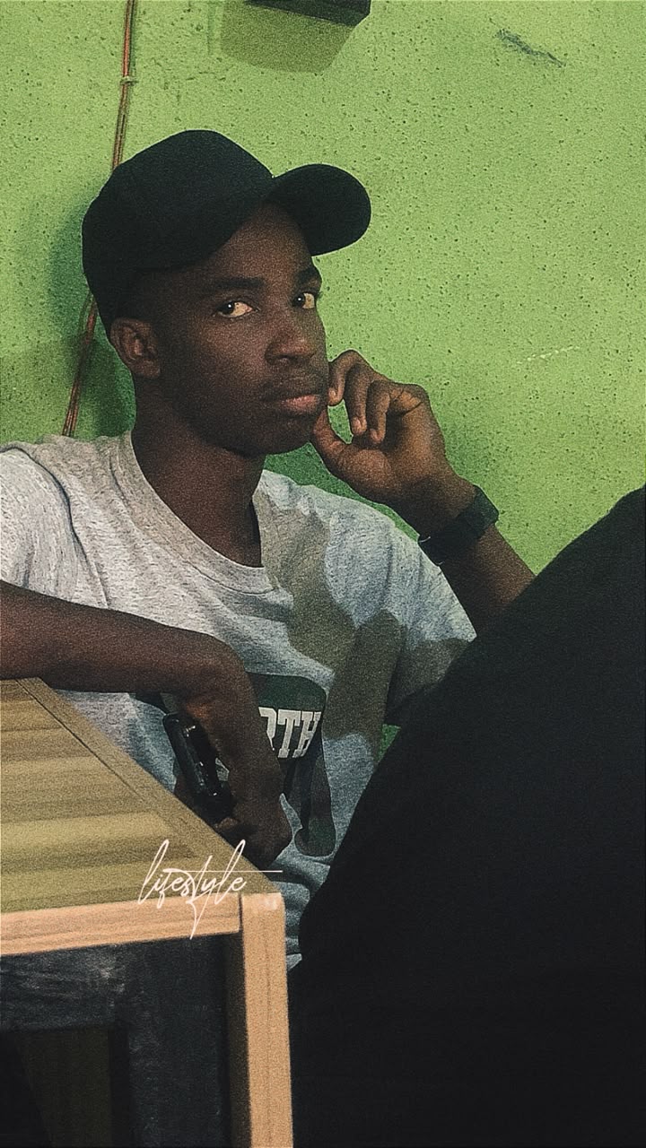 @KAY BEE 001