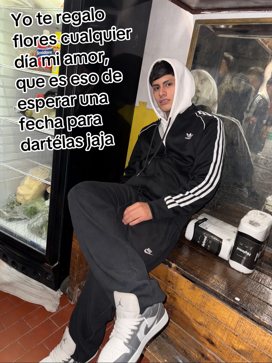 @acuñaa