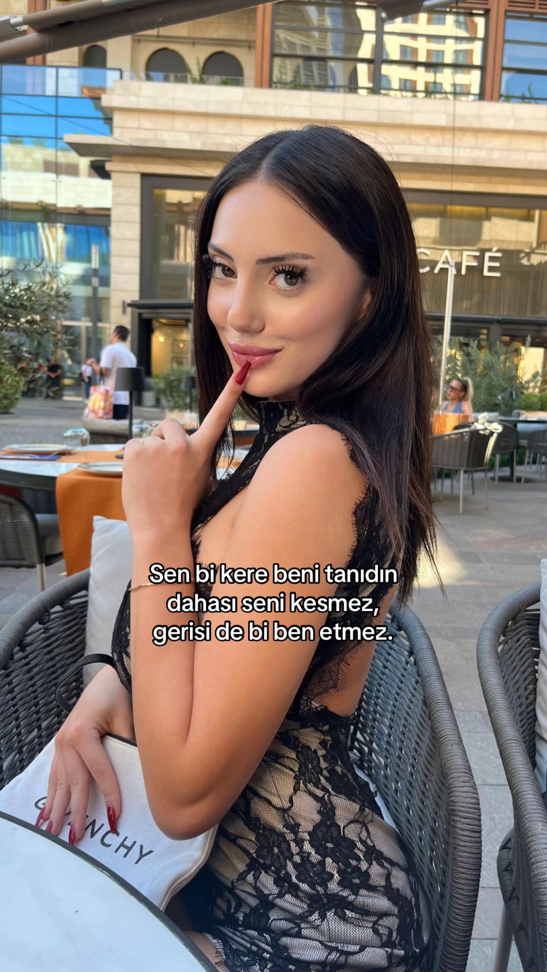@Aleyna