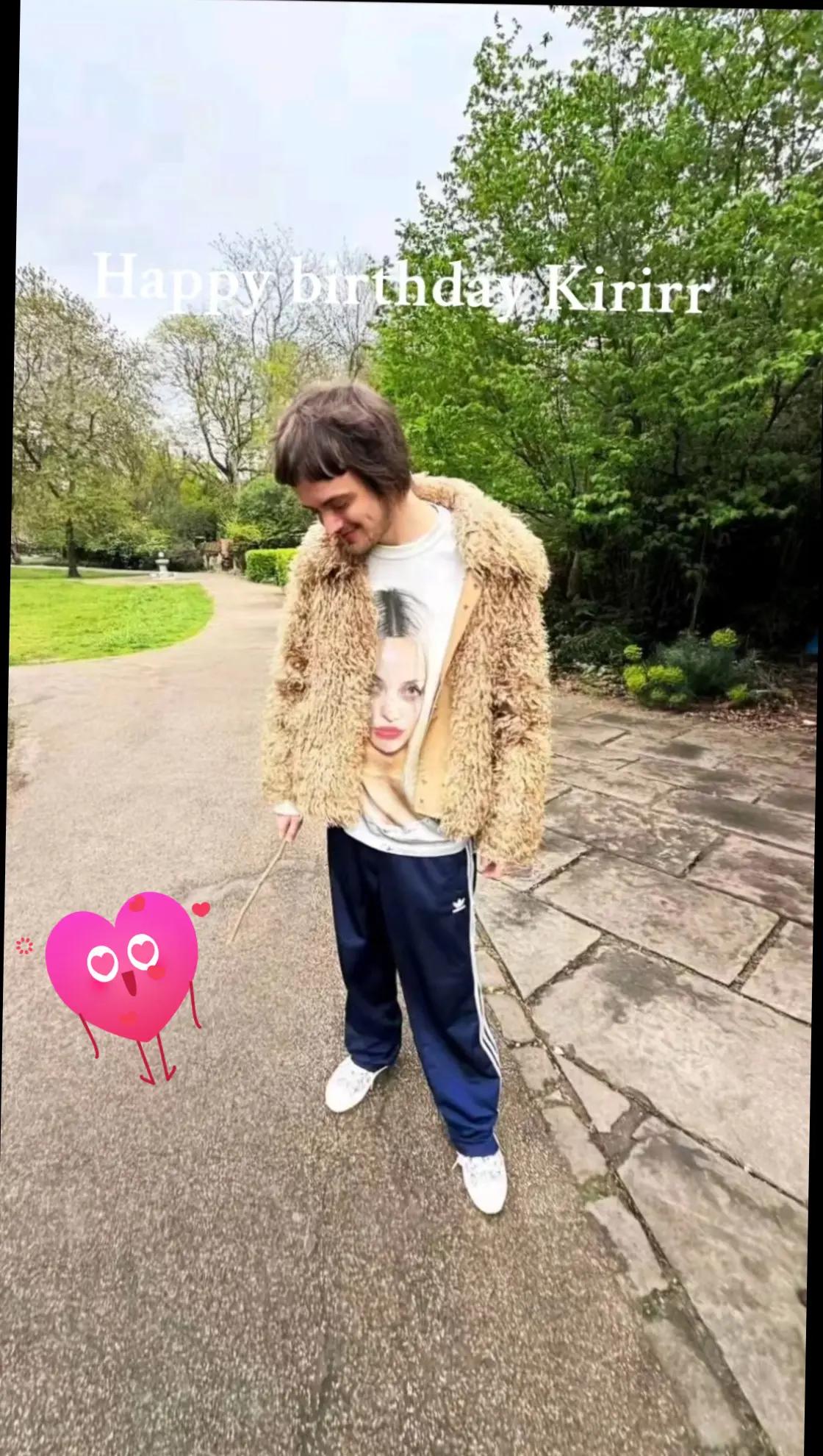 @🐒