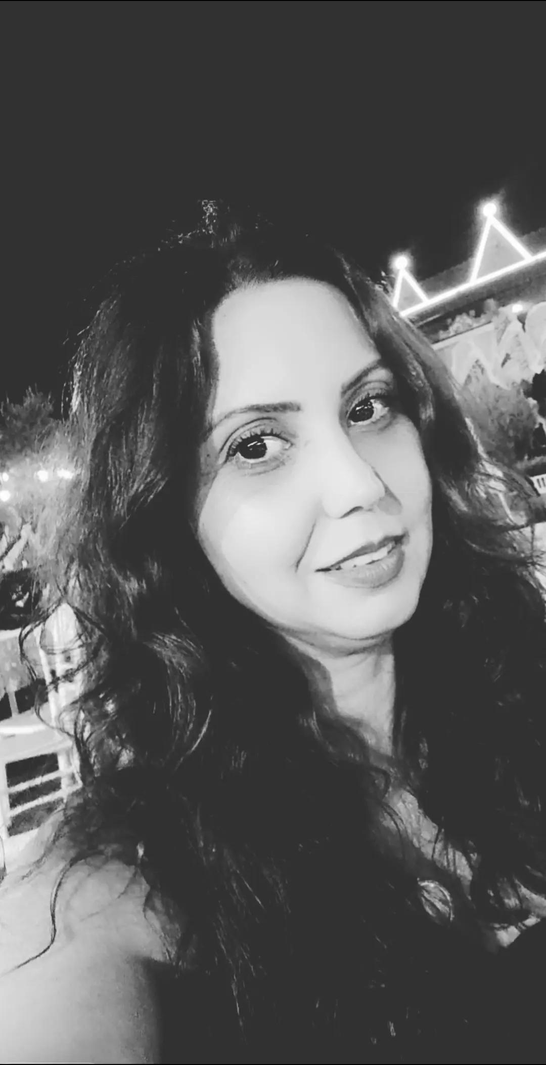 @&Ccedil;iğdem Şenocak ރ