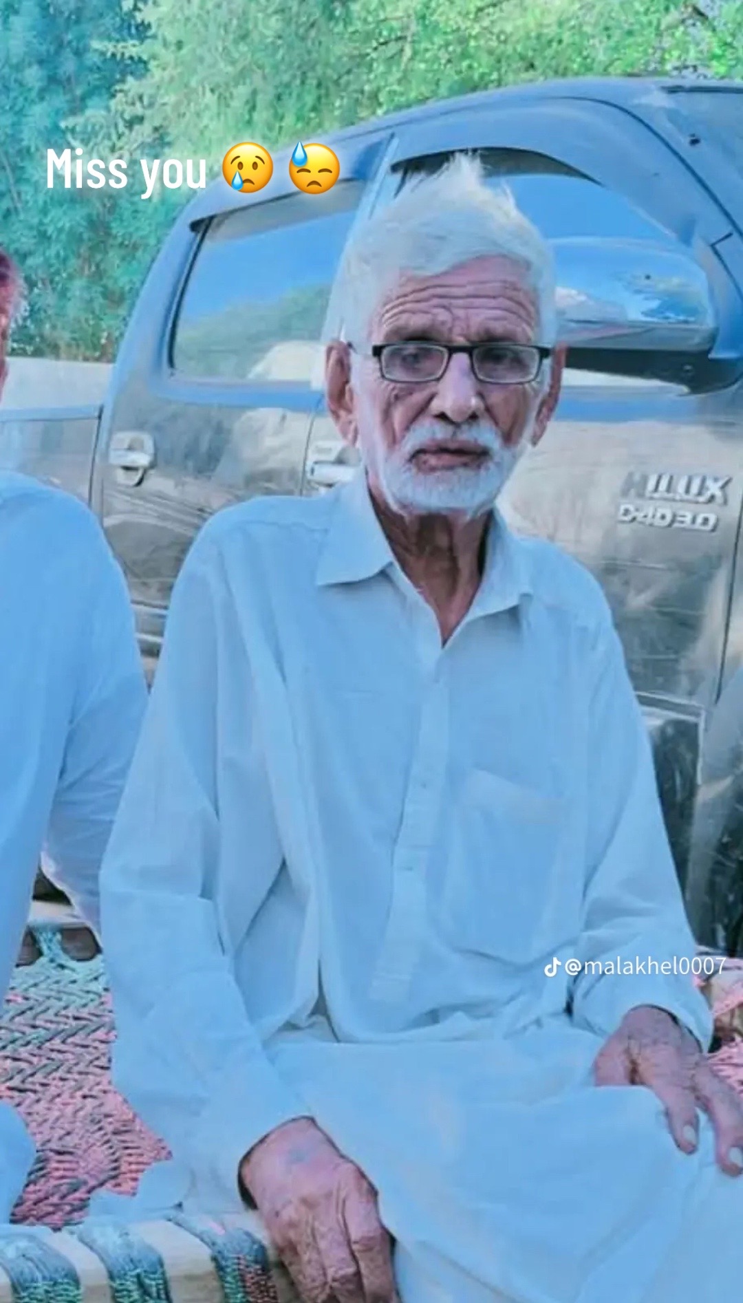 @BIlALKHAN 🇧🇹. 377. 🇧🇹
