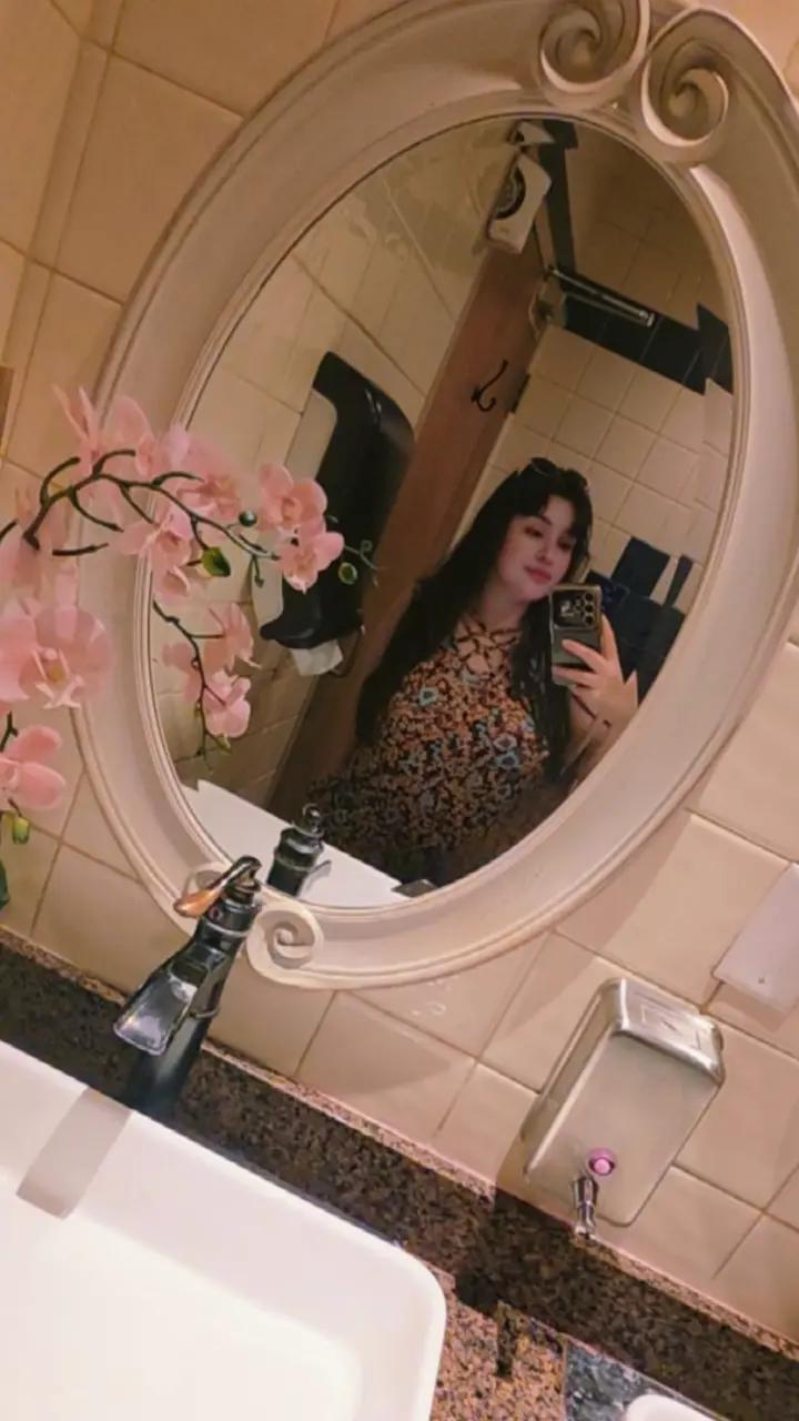 @𝐂𝐫𝐢𝐬𝐭𝐚𝐥𝐕𝐚𝐧𝐞𝐬𝐬𝐚✨️