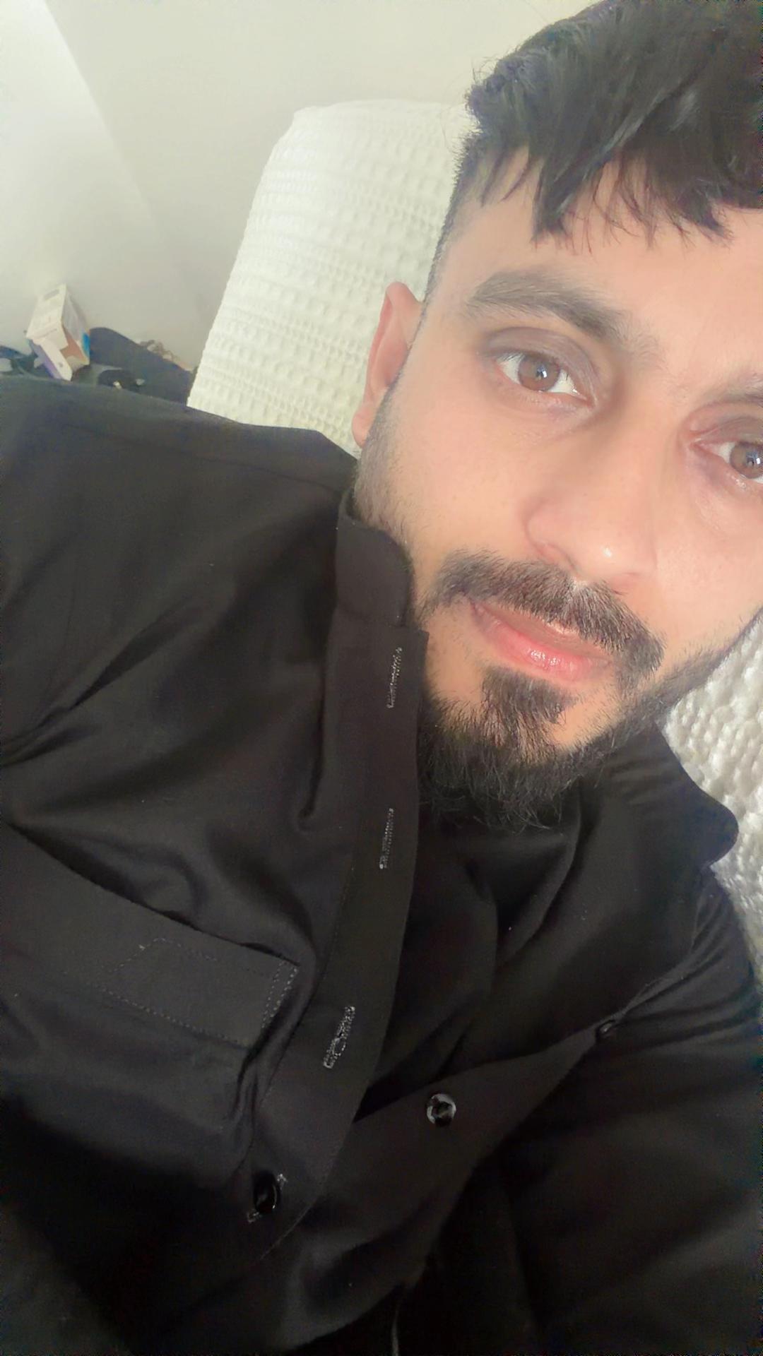 @✌️MR✌️ kashmiri🇬🇧