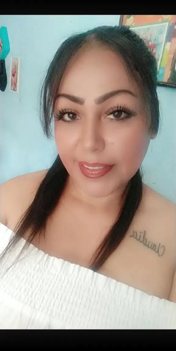 @Claudia Perez