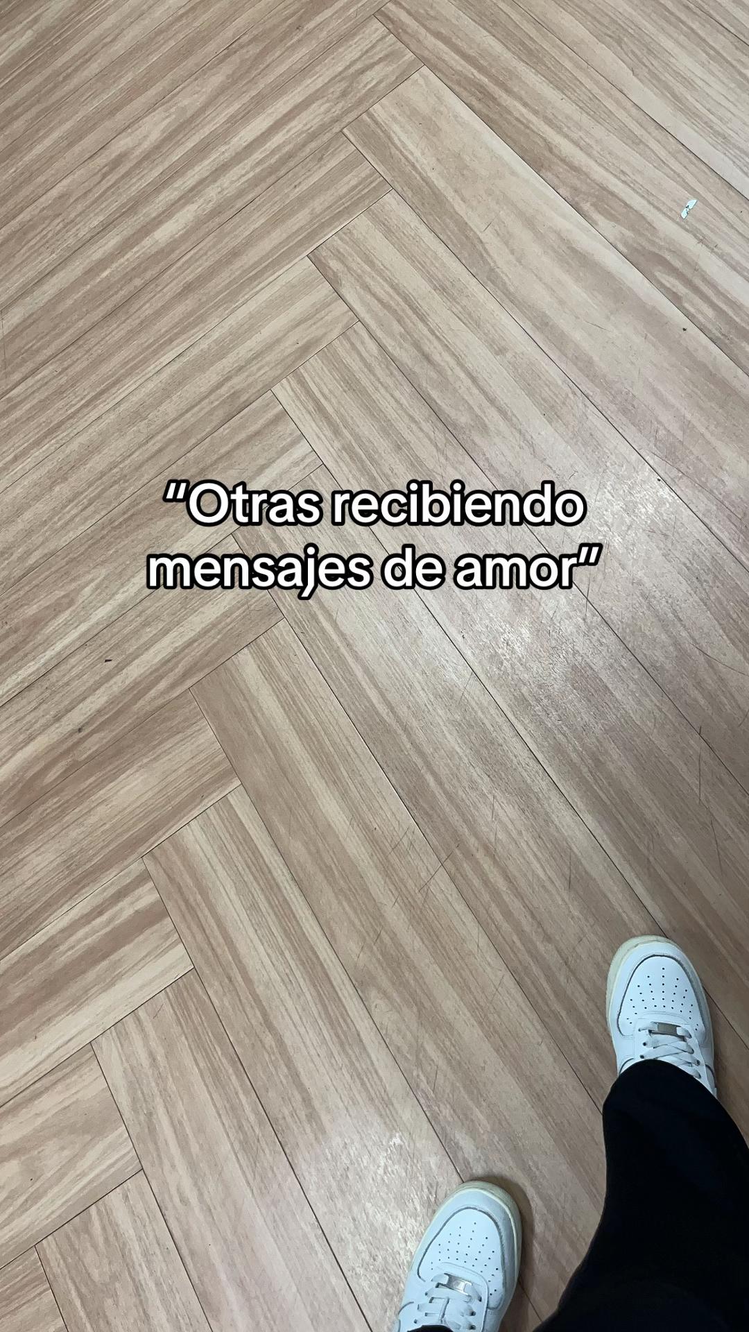 @_angiie_marin_