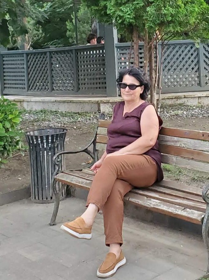 @დალი ვეკუა
