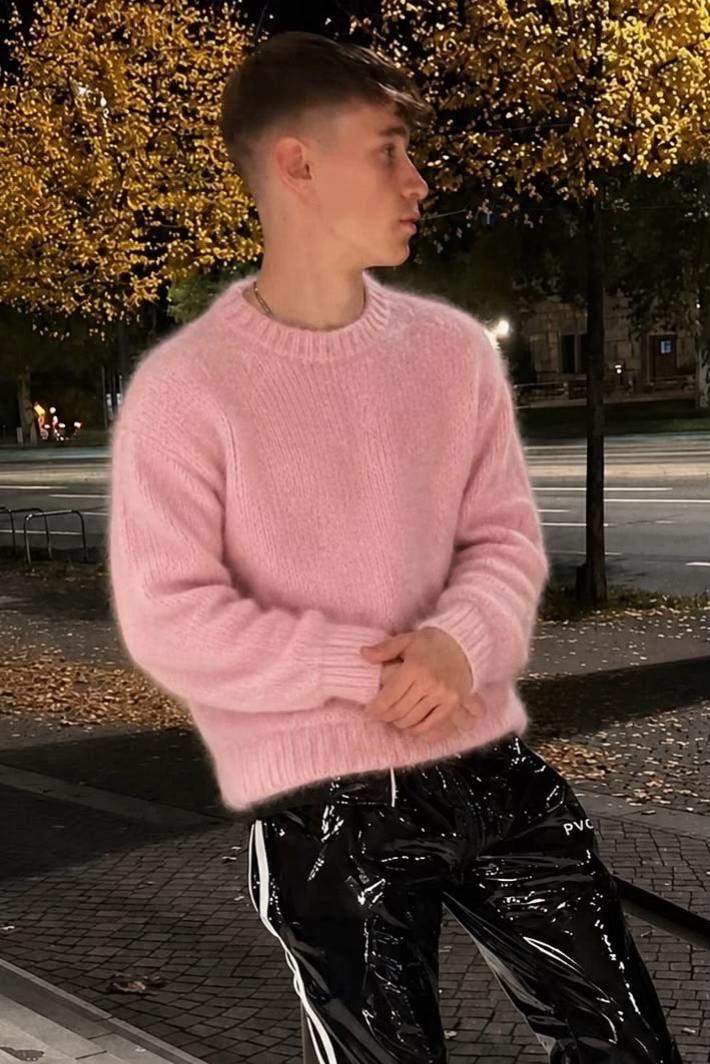 @LeoLoveSneakers