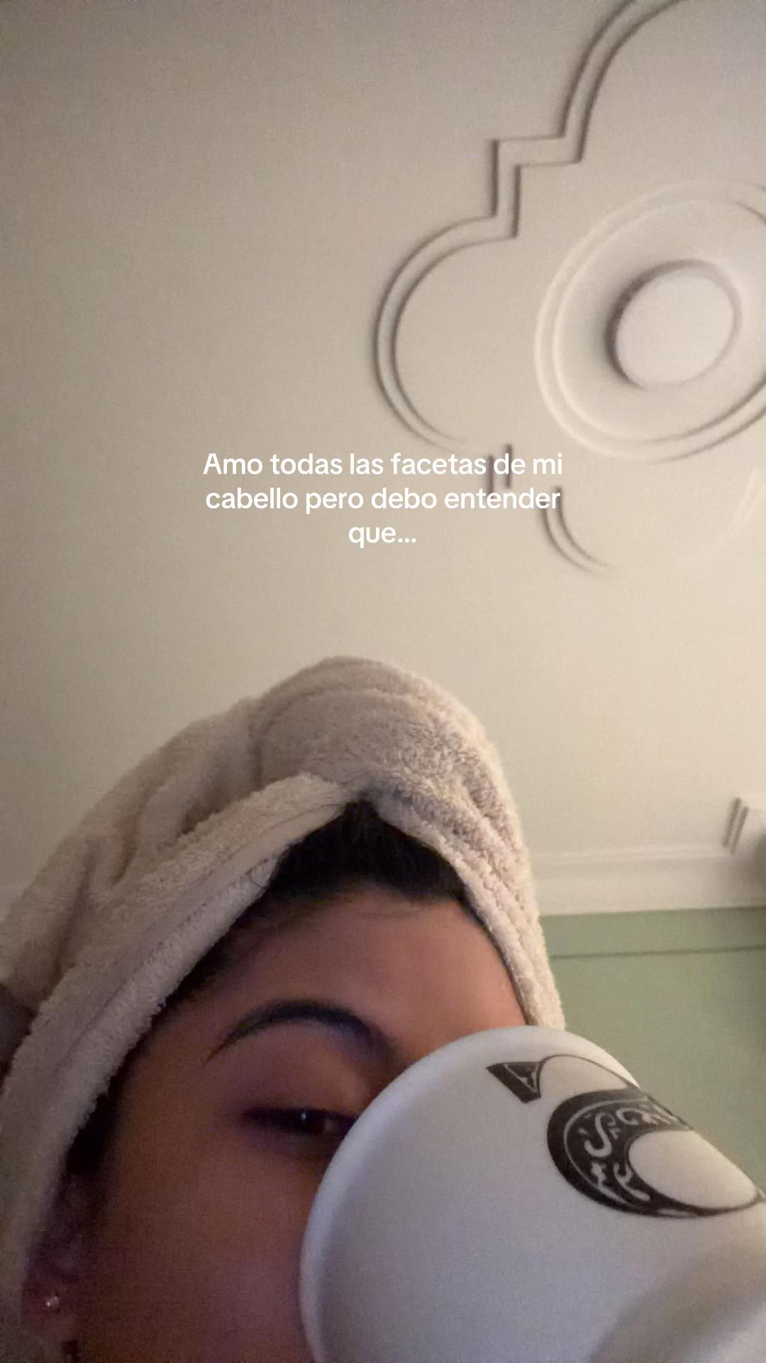 @Stephanía España