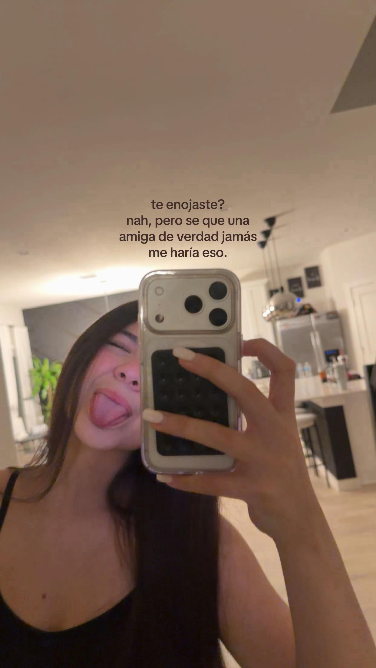 @sofii_publicspam