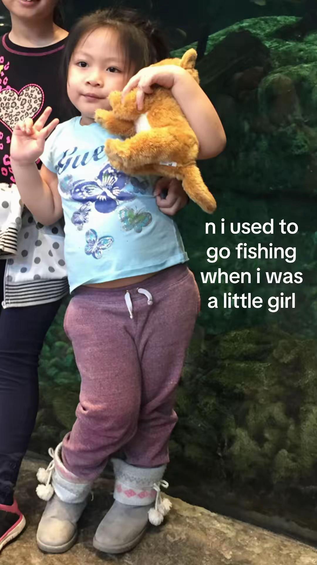 @👩🏻🔬