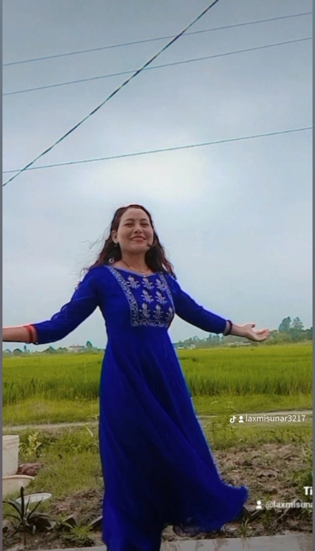 @Laxmi Sunar💖