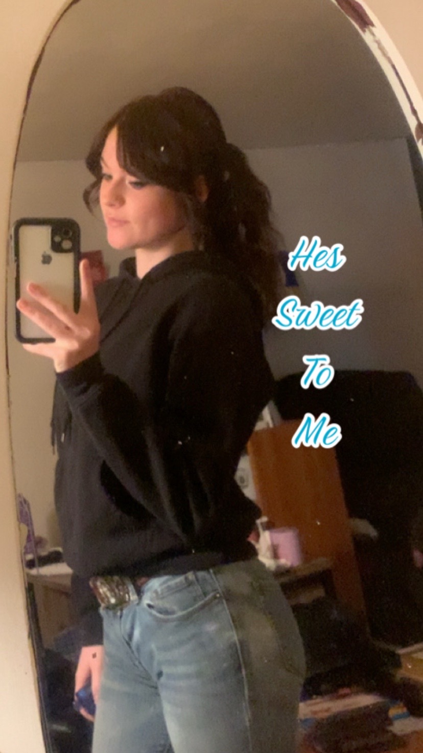 @💕 Ellen  🦆