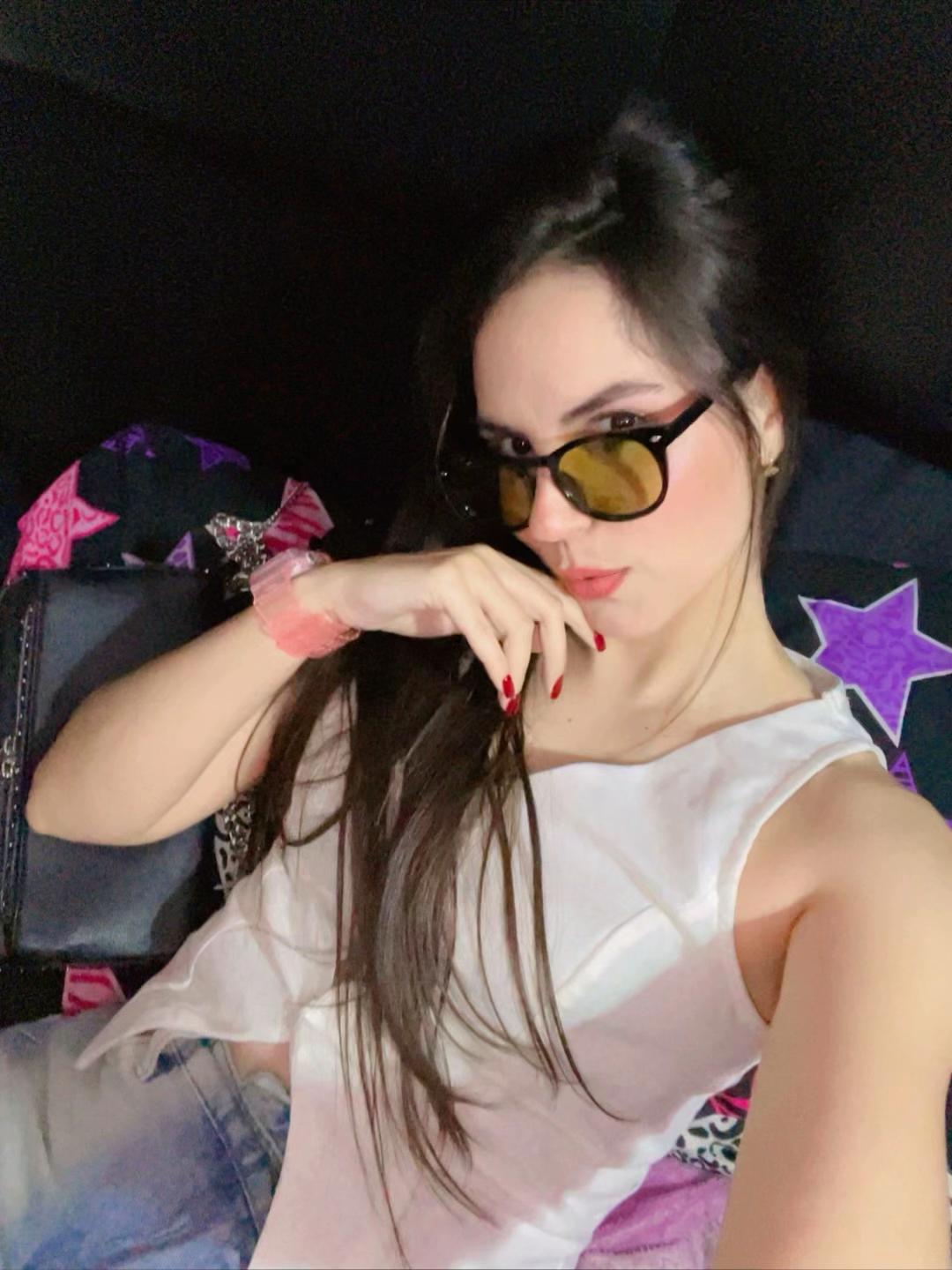 @𝗟𝗢𝗥𝗘𝗫𝗬✰