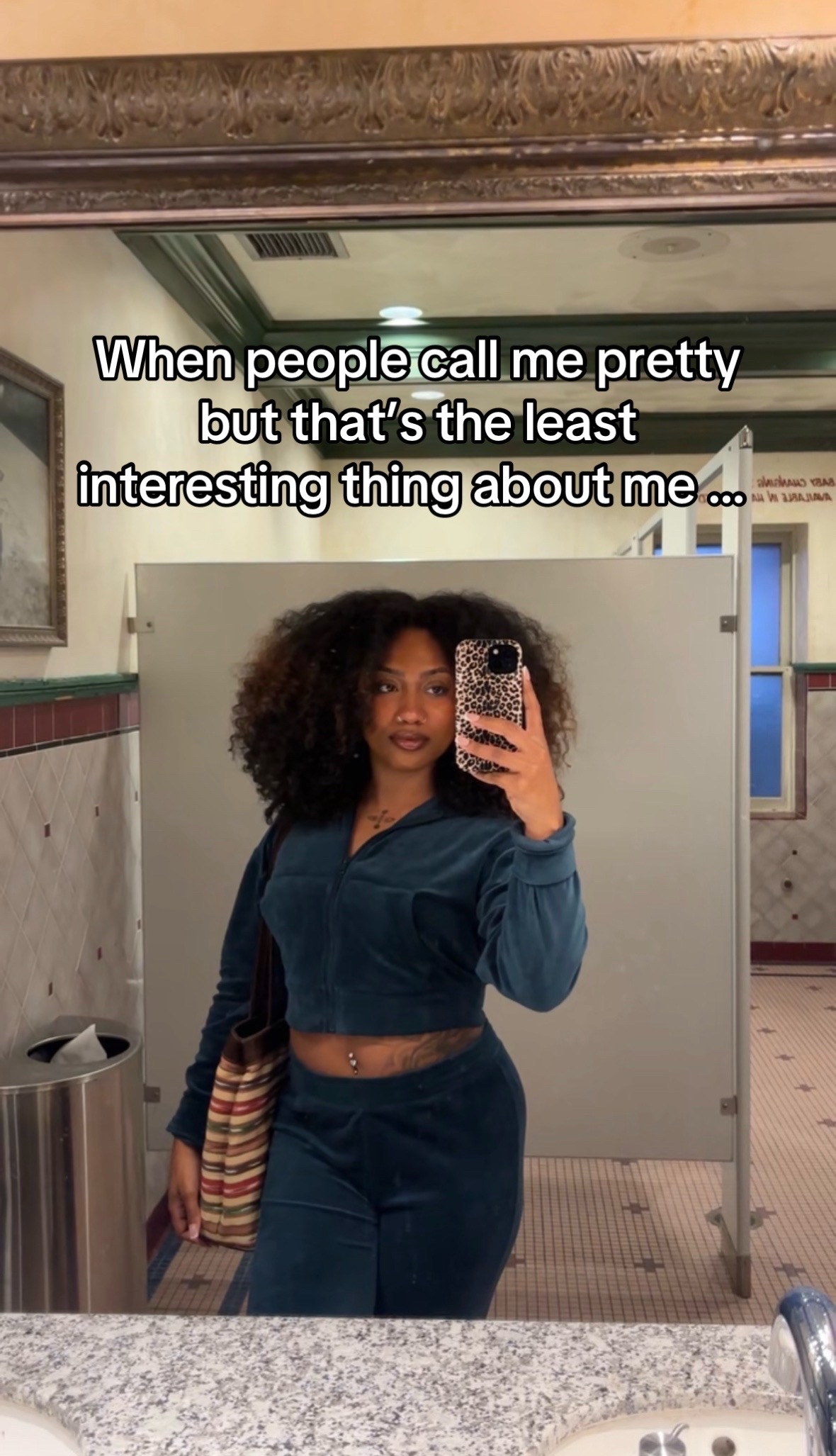@curlybeviie