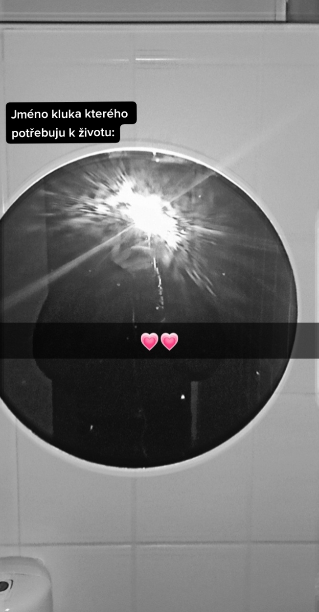 @<3💋
