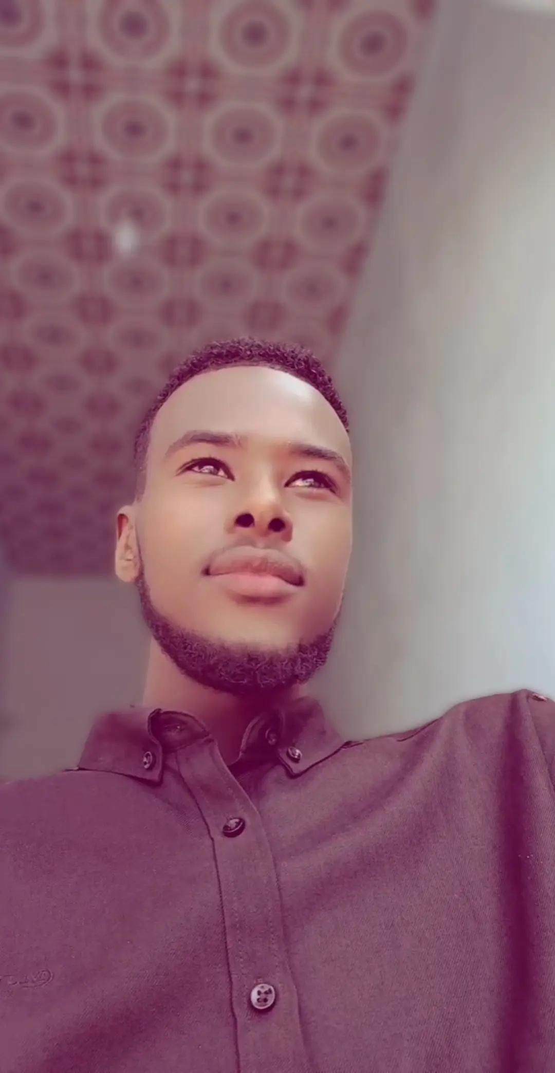 @📸GARAADKA👑YAR🧔🥇✅️