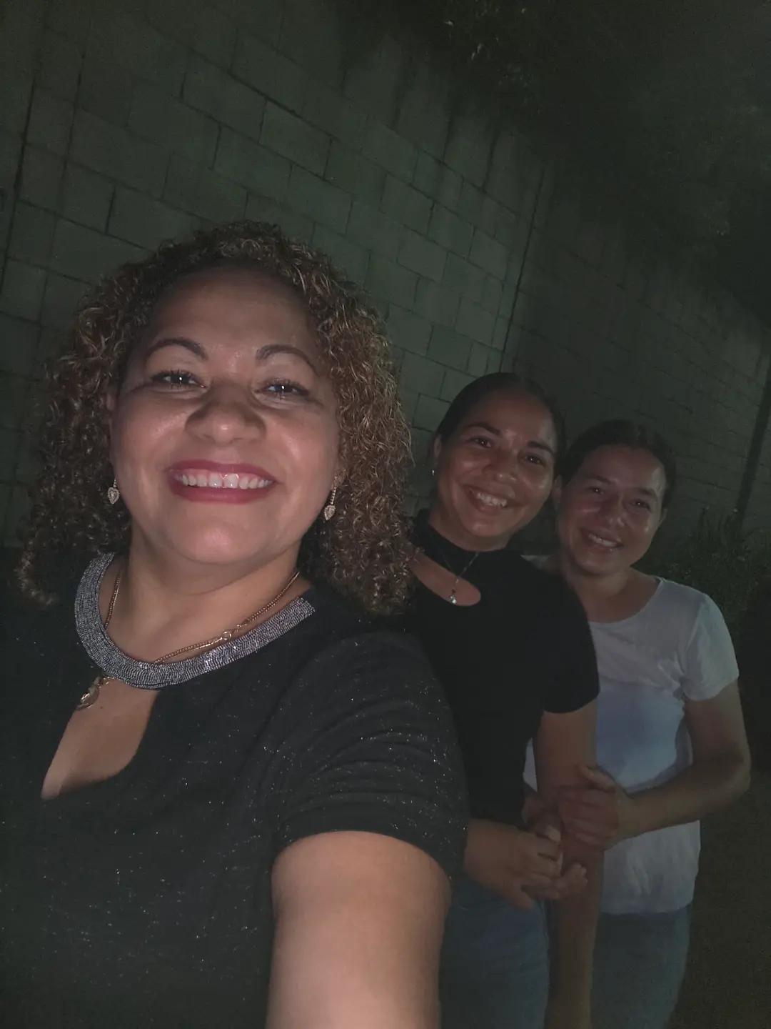 @gladistobar7321