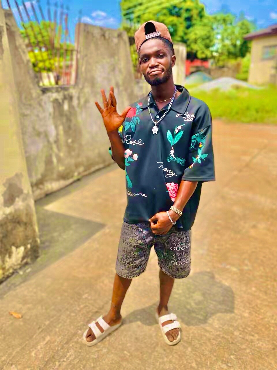@Akomapa Holy