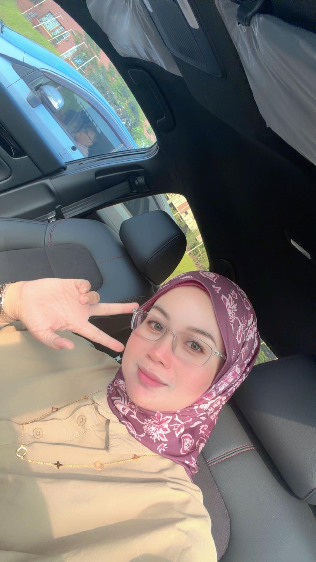 @Puterii azie