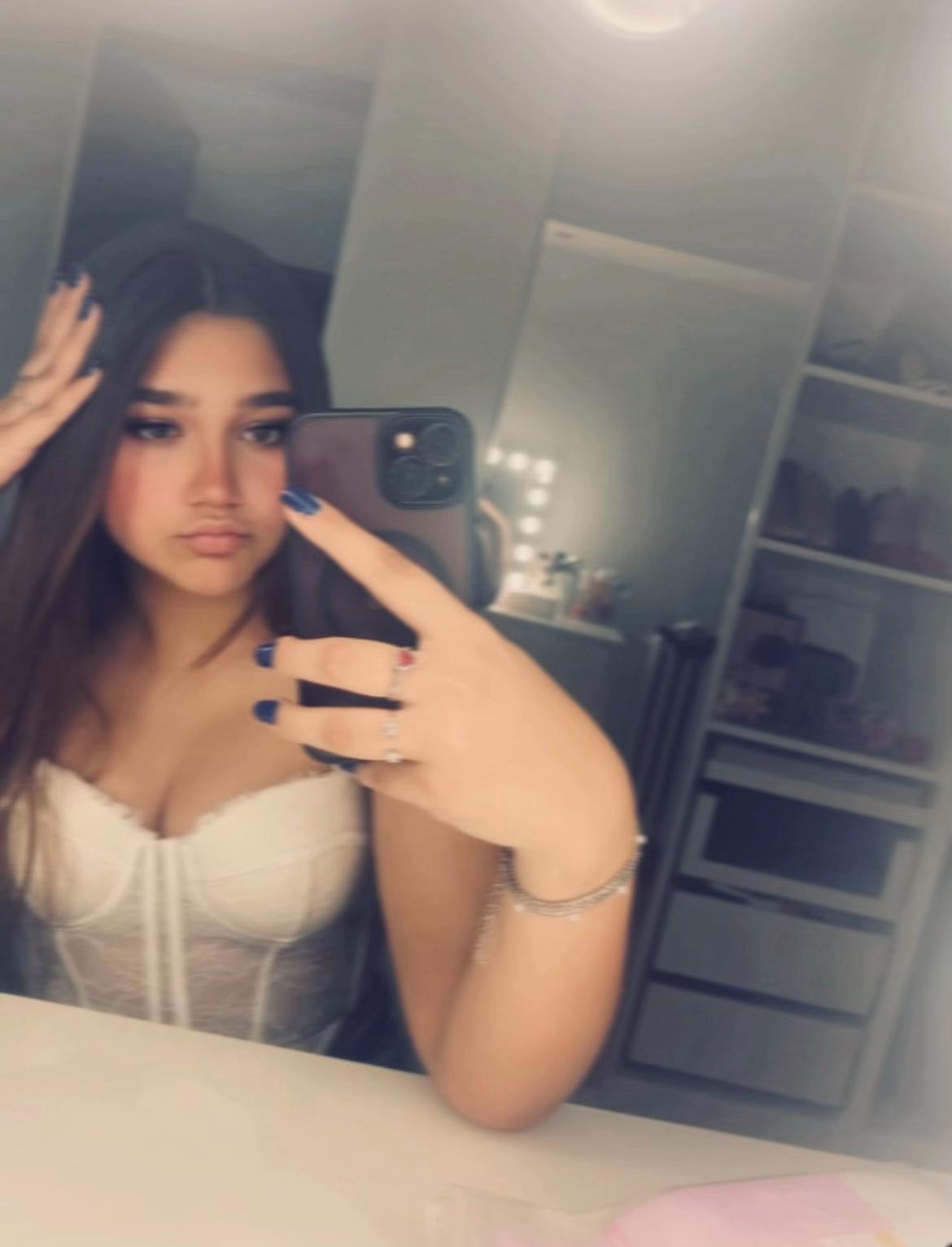 @𝑨𝑳𝑰𝑪𝑬
