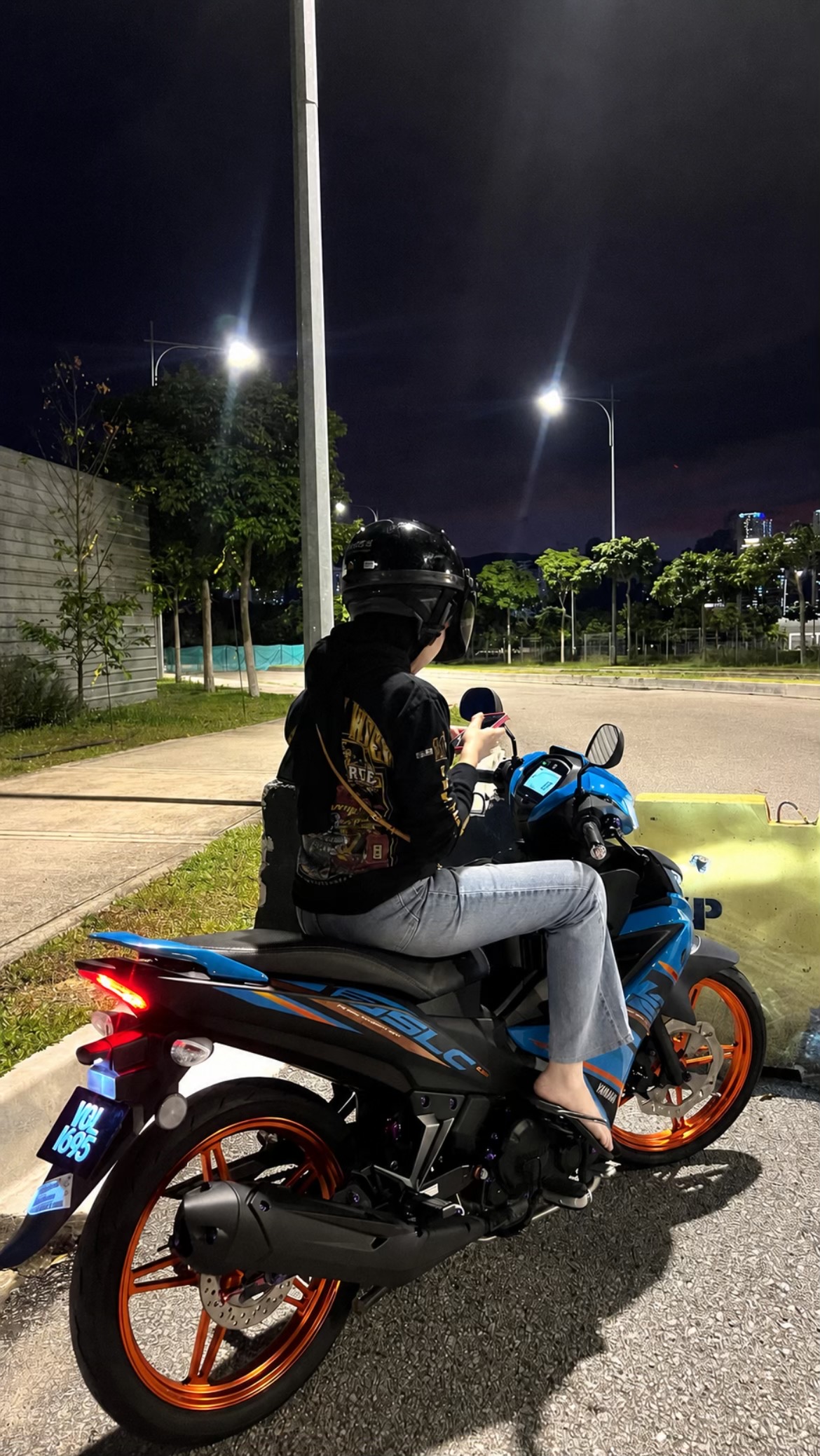 @ɴ'ᴅᴀᴍɪᴀ .