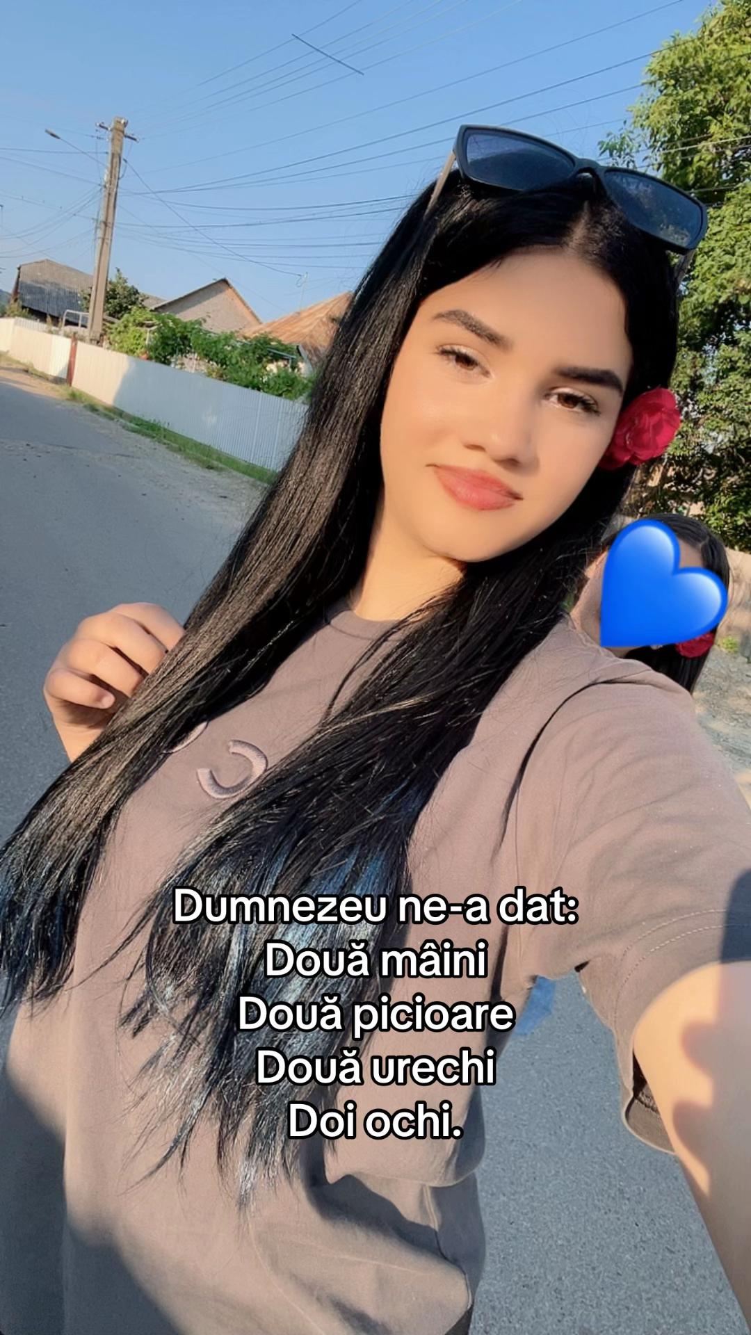 @b_denisa🫀🤍