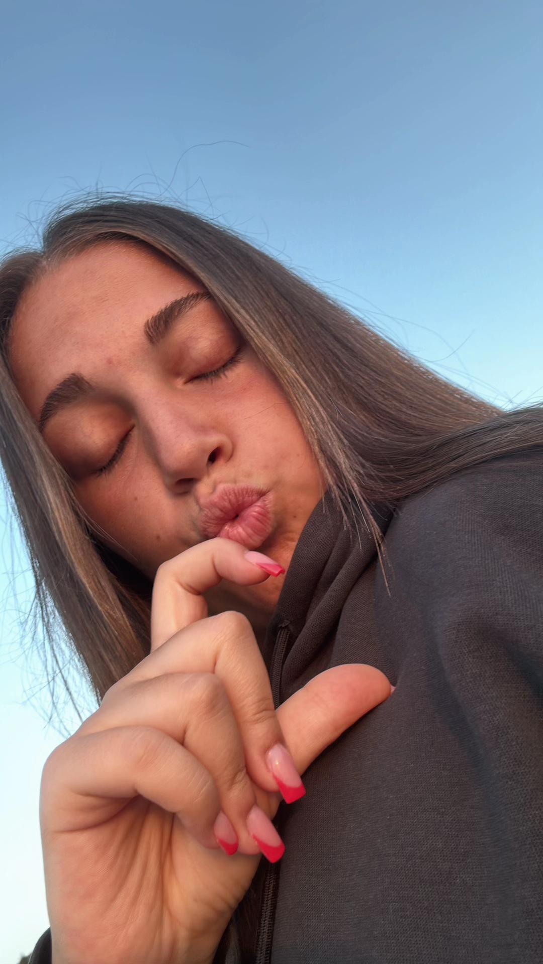 @𝓖𝓒