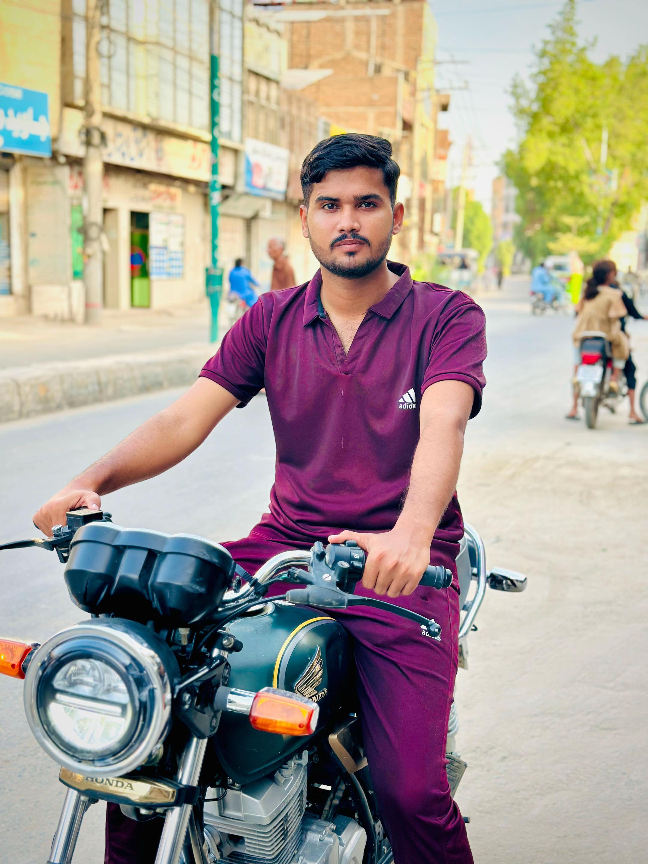 @ShahzAib_Foجi🖤
