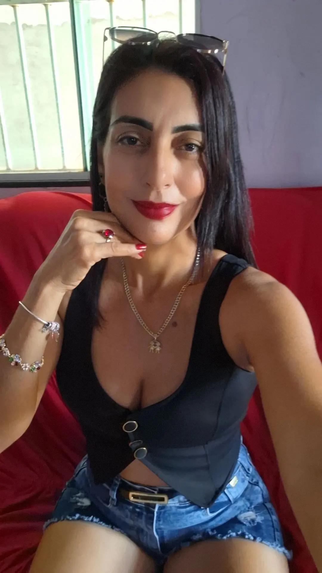 @S❤️i❤️m❤️o❤️n❤️e Batista!☺️