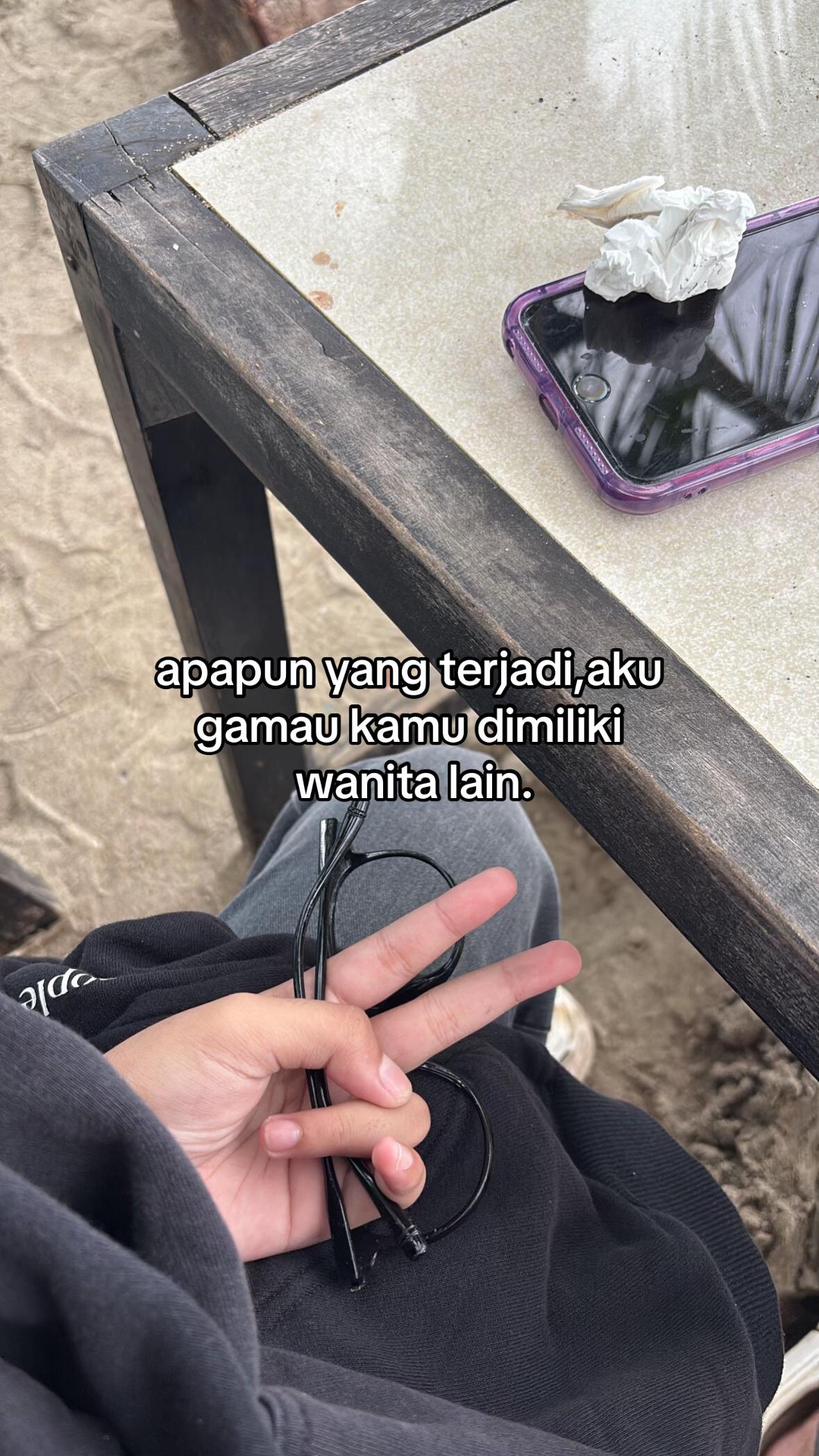 @kiaaa kiaaa