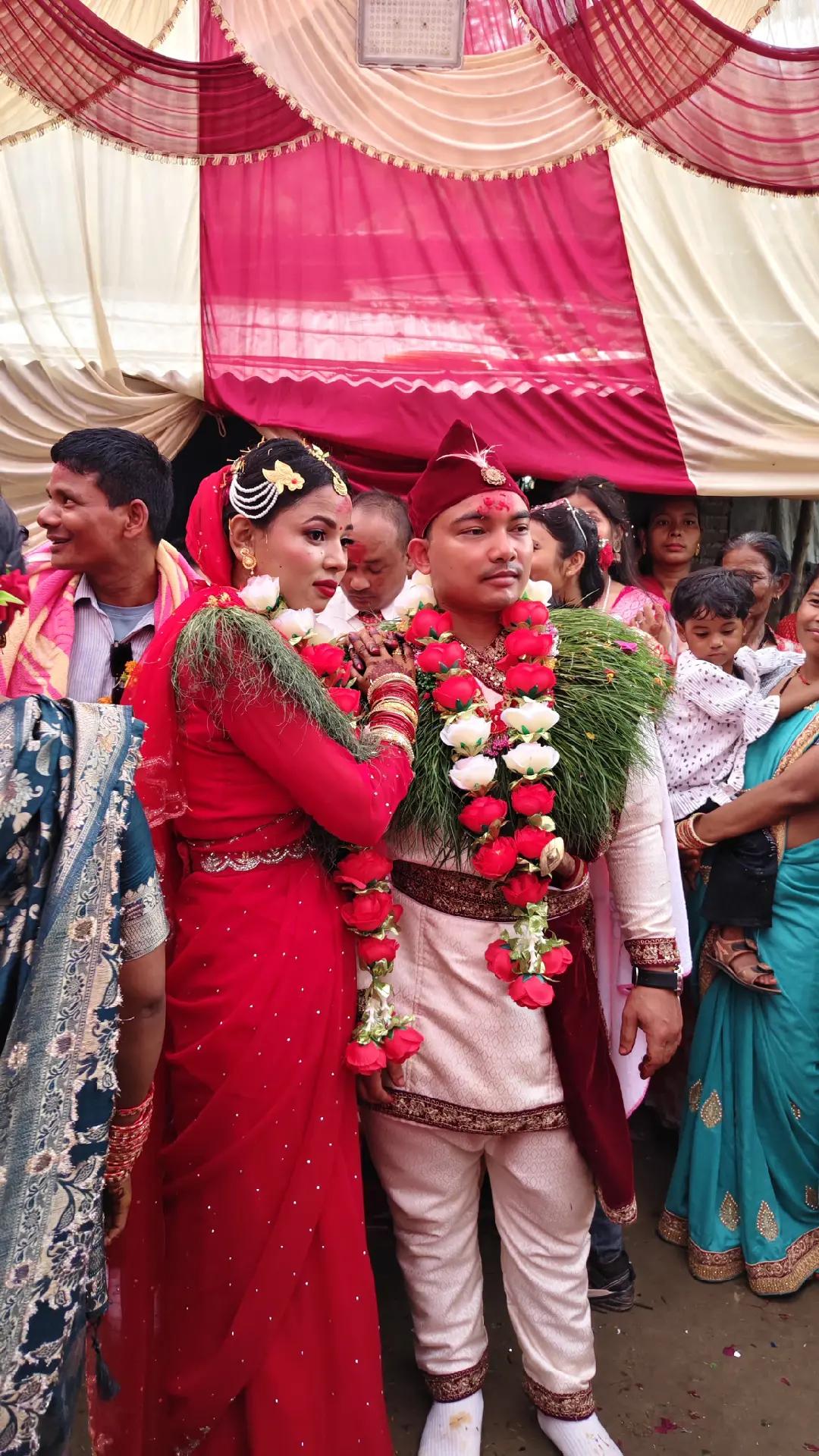 @jyoti 😘tharu