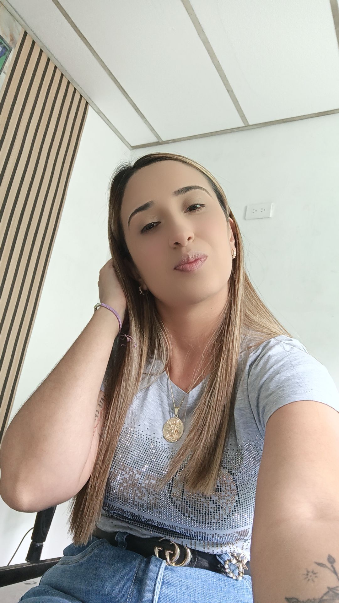 @danielaasuaje268