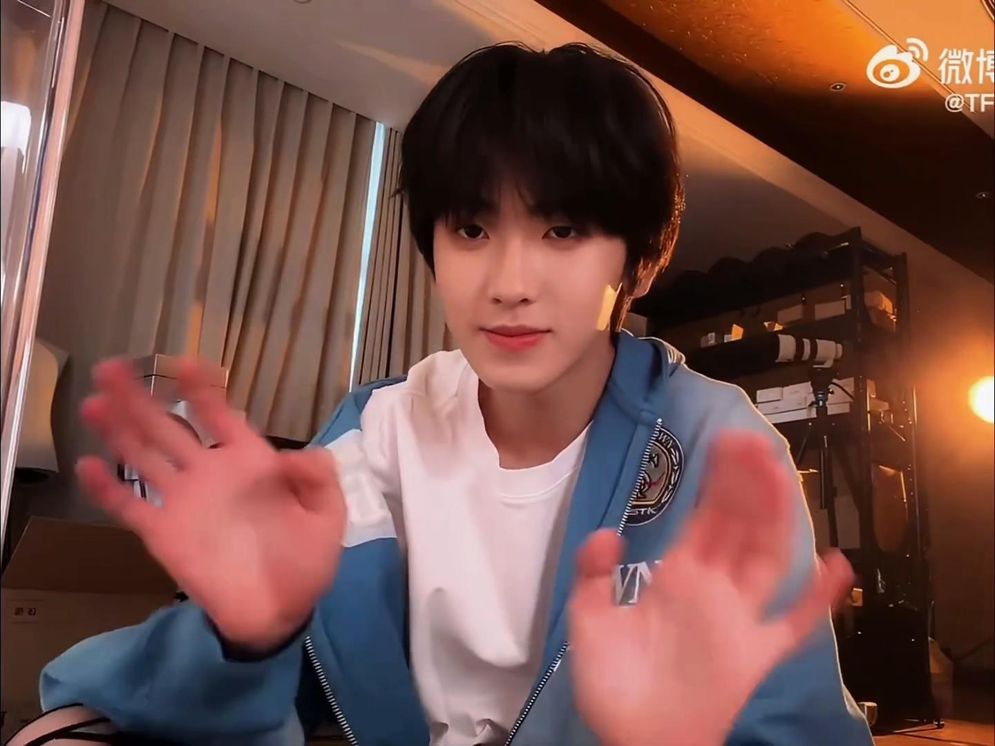 @โ๐ .Zuo qihanโ๐ .