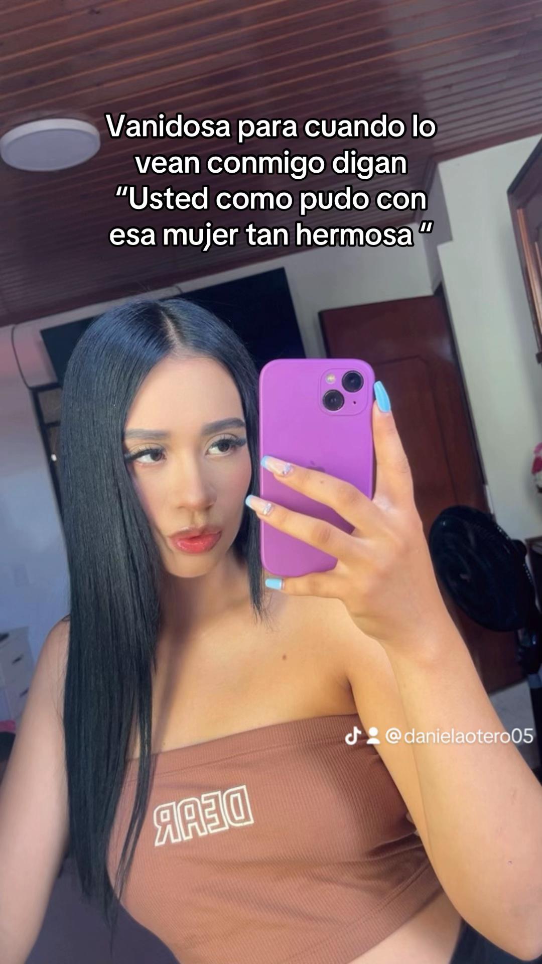 @Danielaotero