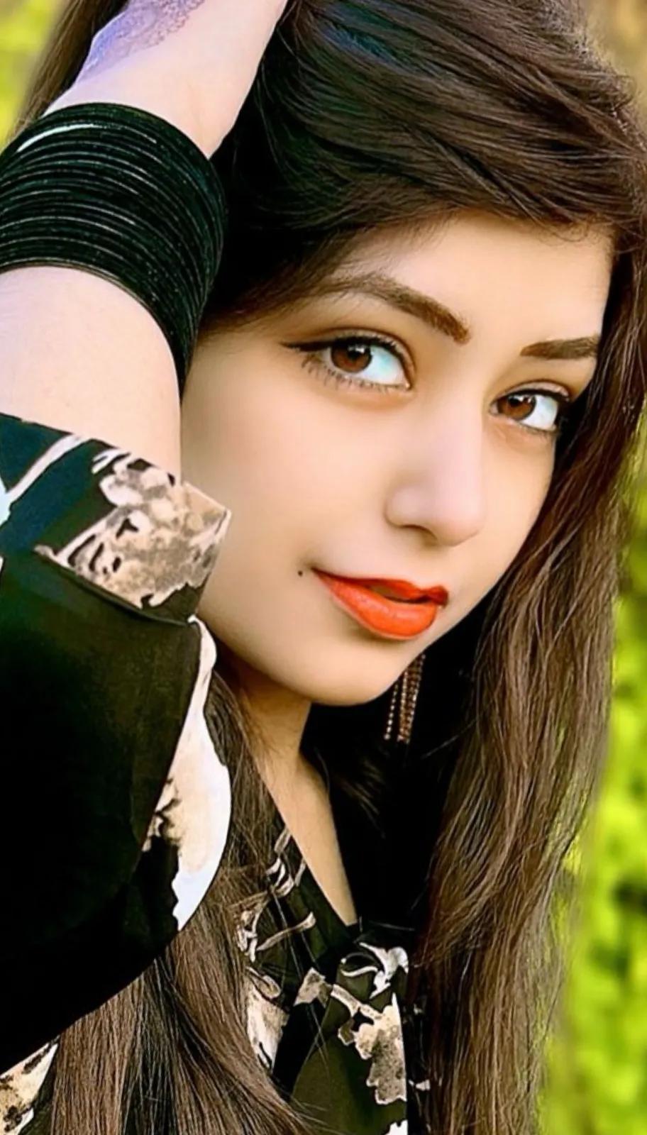 @🫅Kiran👻Ãrmy💪😎AnayaQueen