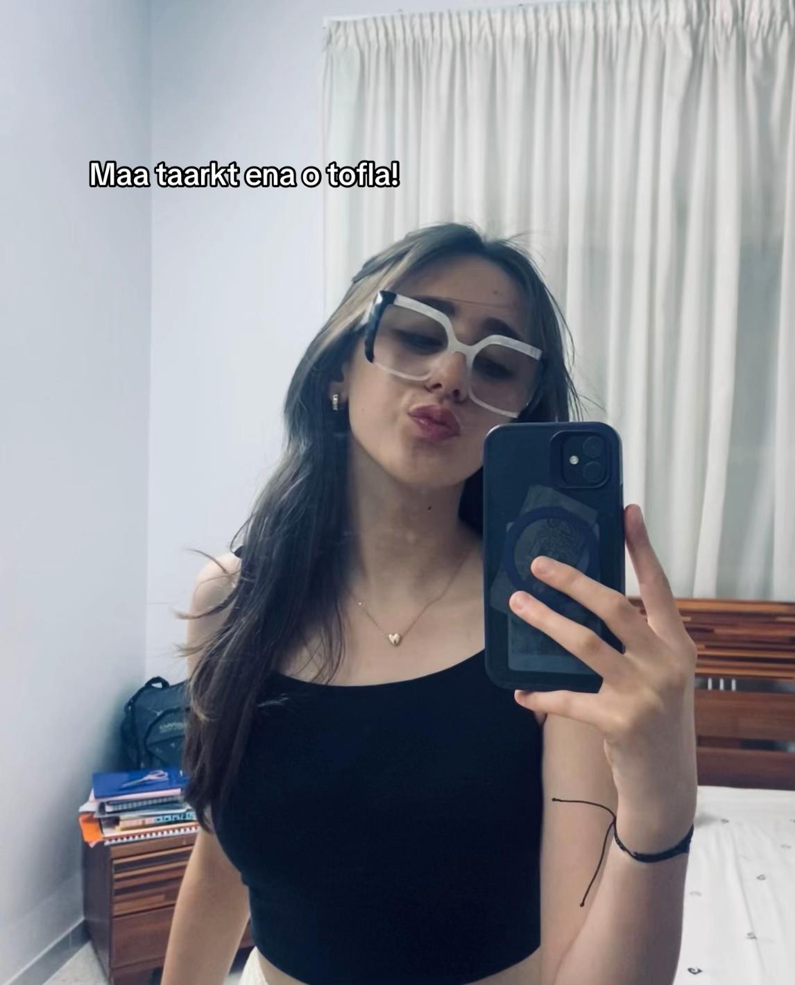 @🫐