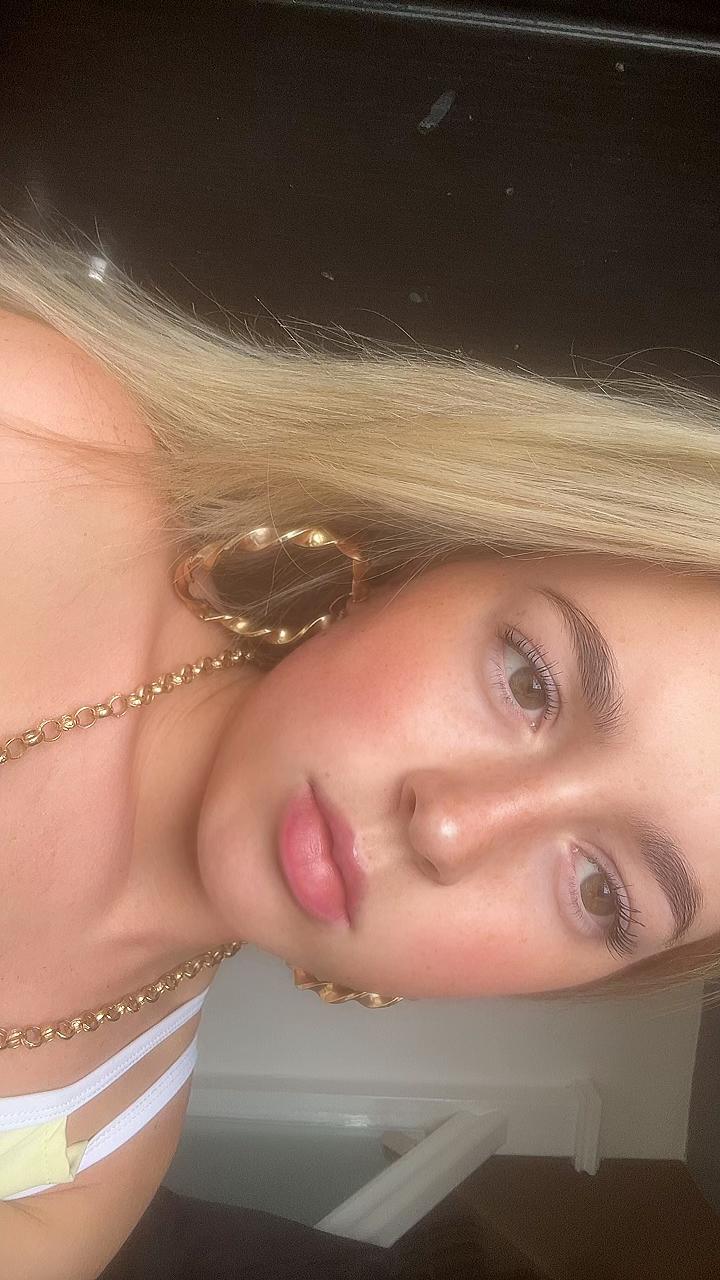 @𝐌𝐀𝐃𝐃𝐈𝐄𝐌𝐀𝐄👸🏼👸🏼