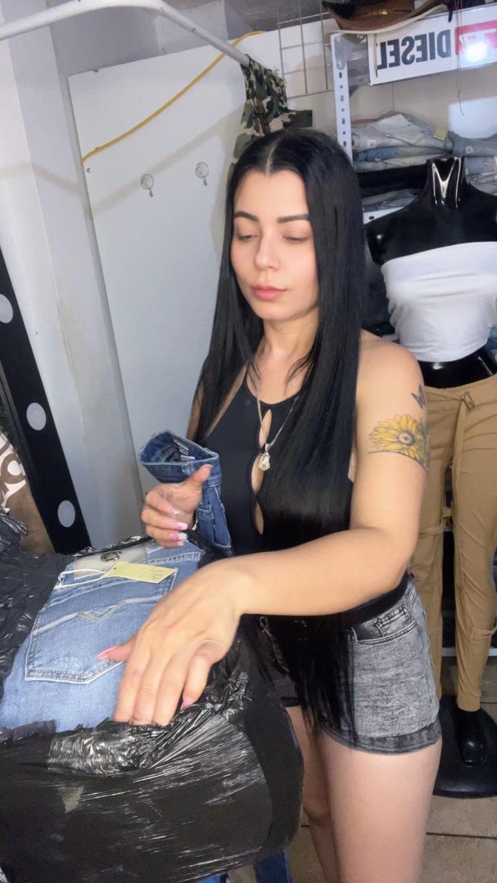 @Lucy Store