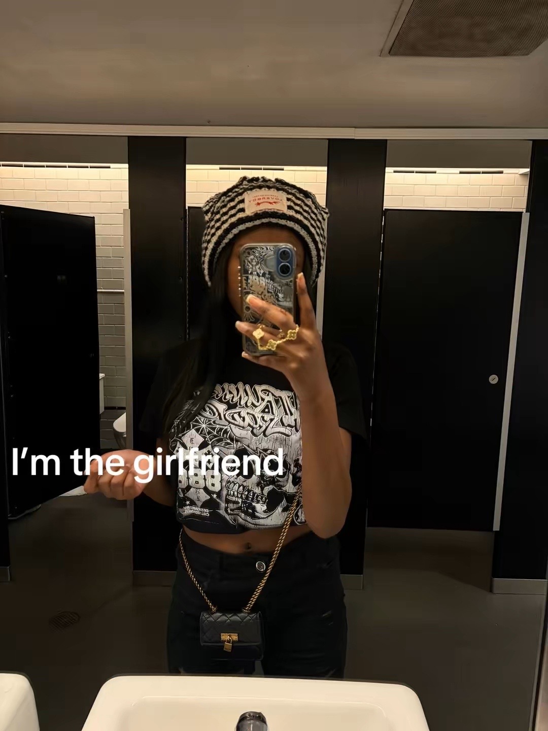 @rellogirl