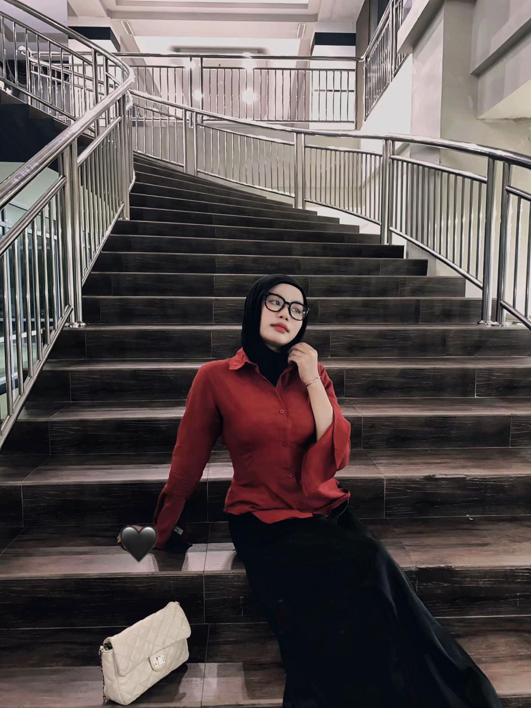 @Panggil Desy Aja