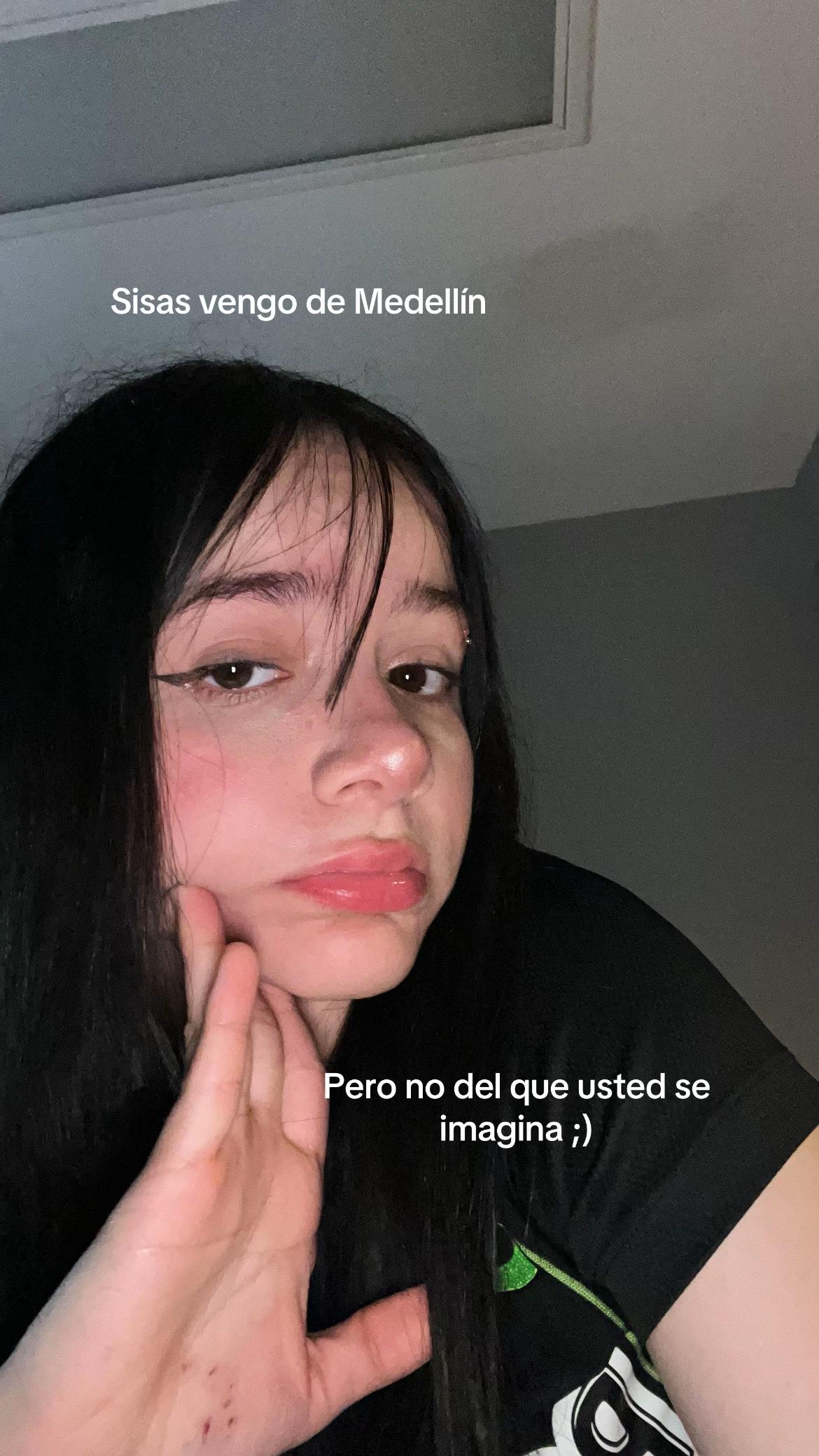 @Juli 🇨🇴