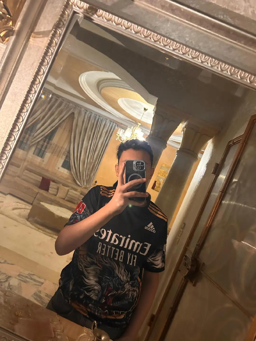 @iyed___01