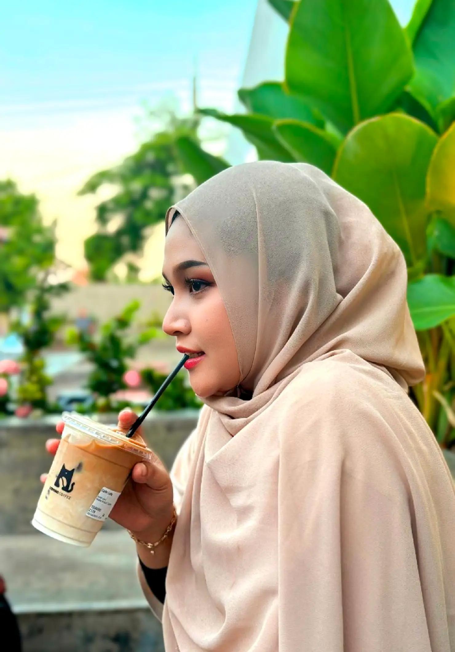 @EMBUN PAGI 💧💧